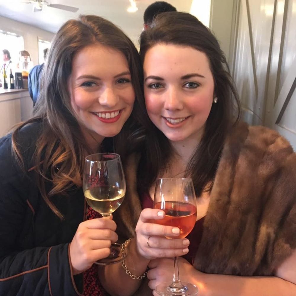 Meet your Posher, Hillary